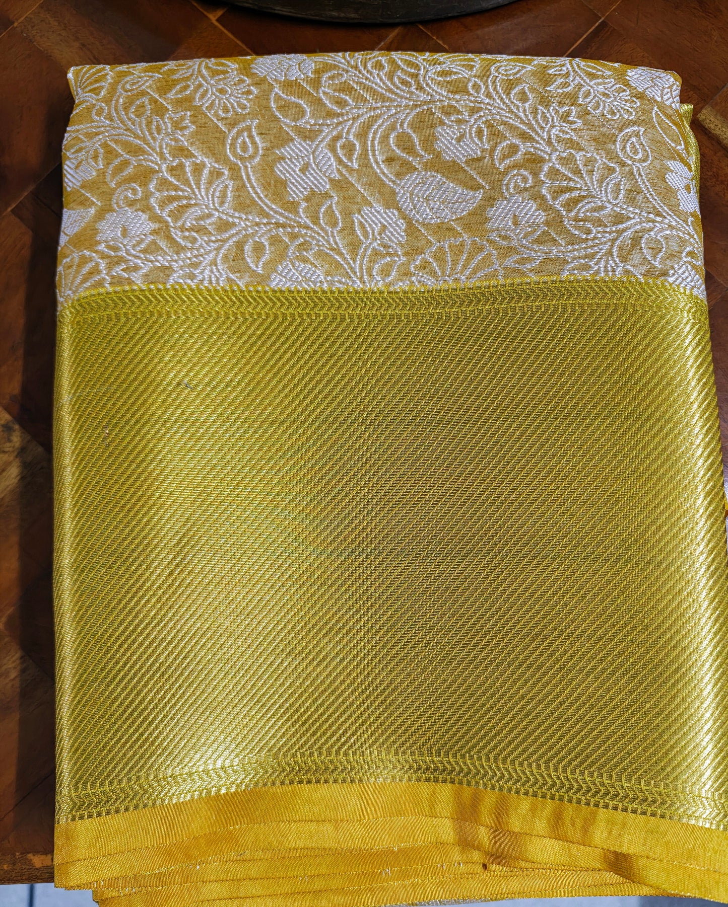 Janaki.universe-Tissue Banarasi