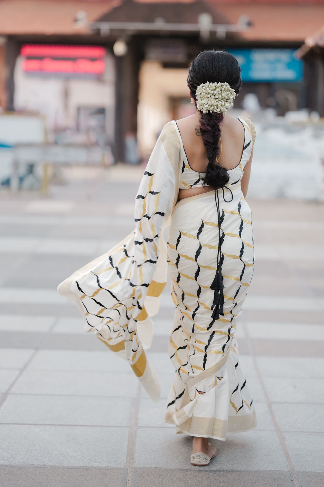 Black chain saree