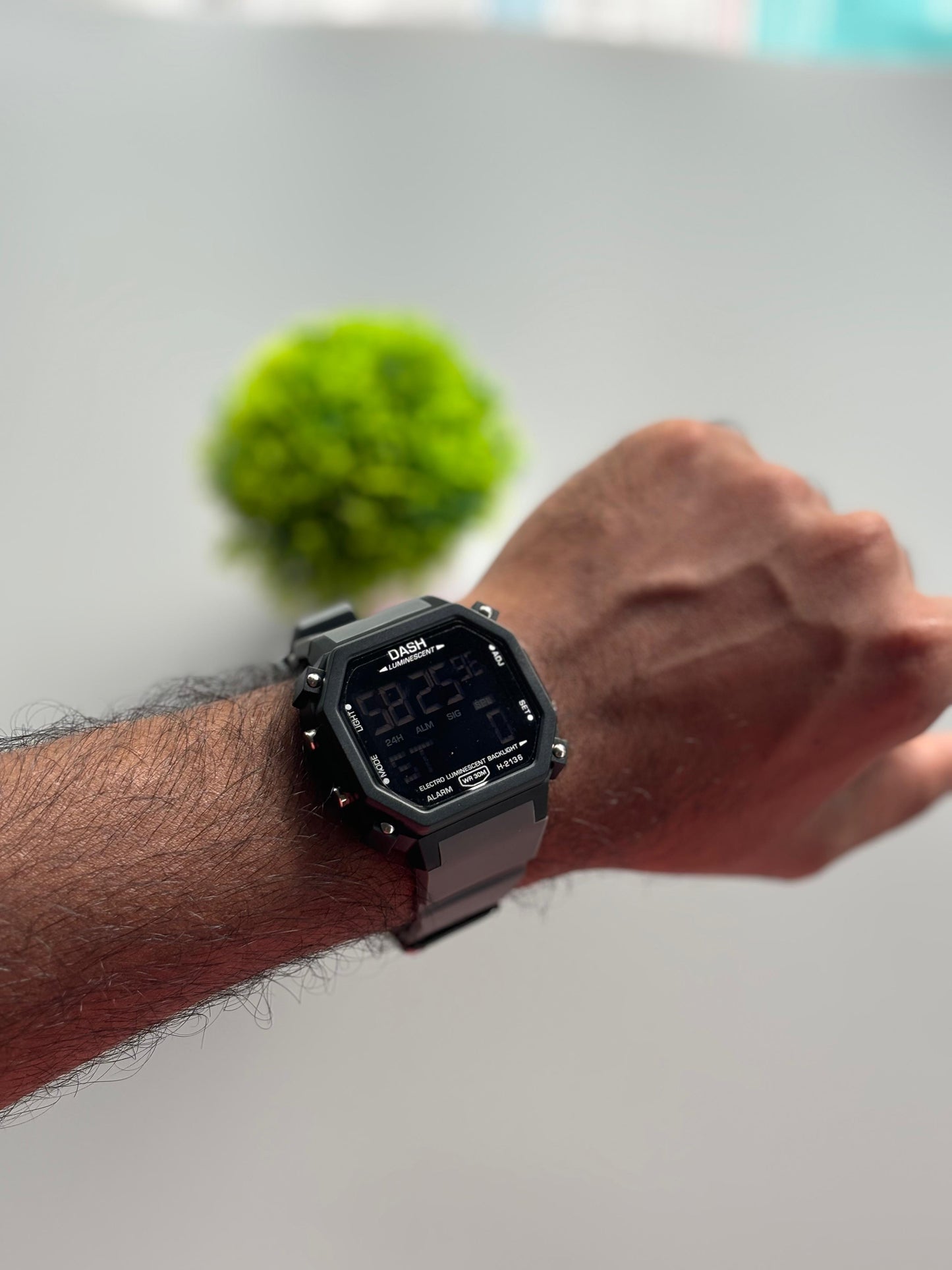 MENS WATCH