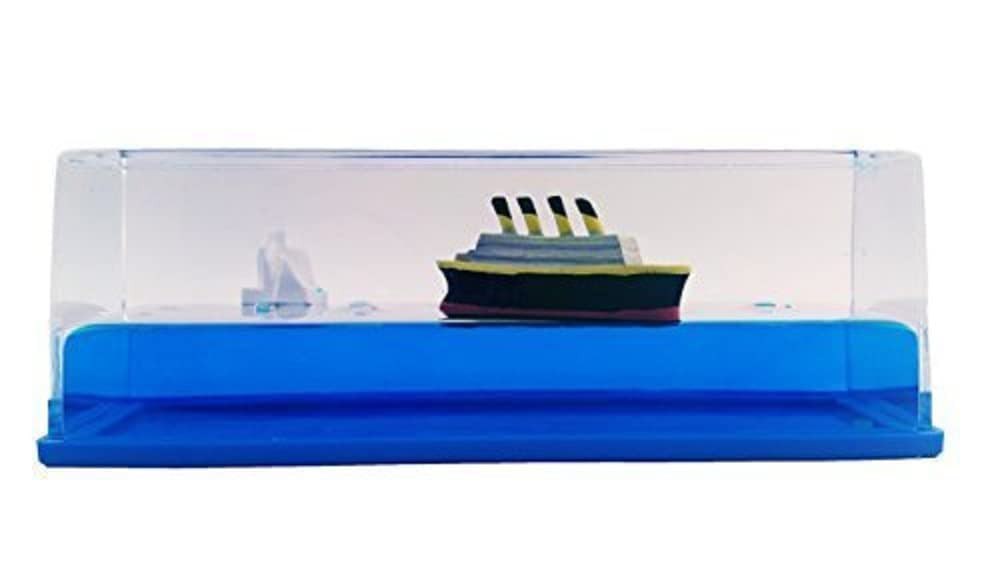Titanic Wave Cruise Ship Fluid Drift floating boat