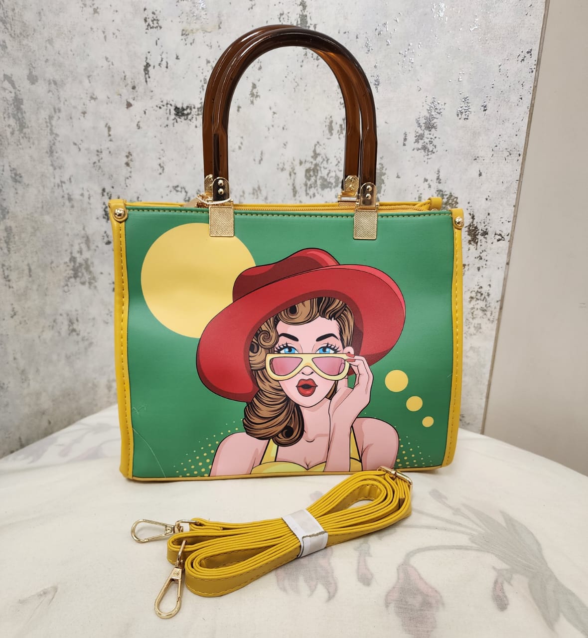 The gurlz tote Bag